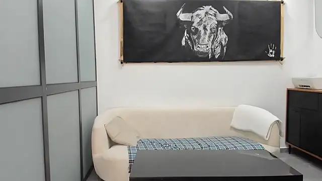 Snapshot of miss-cathy chatting on 09.11.25 miss-cathy online show from 09.11.25