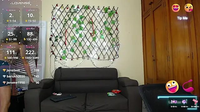 NicoleSantana online show from 02.08.25