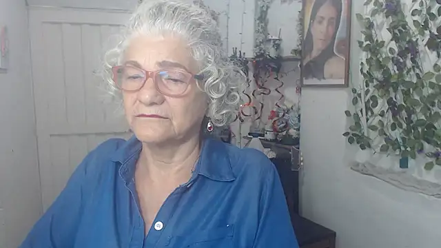 FunnyGrandma online show from 10.26.25