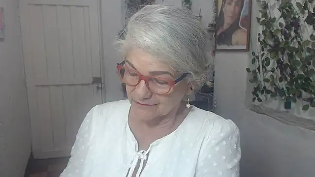 FunnyGrandma online show from 10.29.25