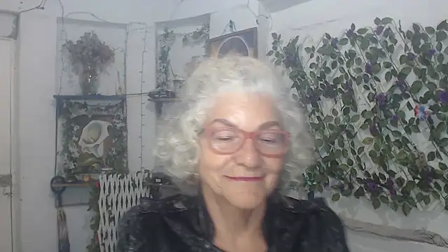 FunnyGrandma online show from 11.28.25