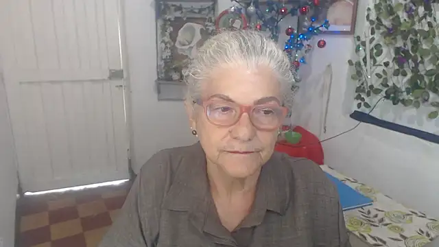 FunnyGrandma online show from 12.17.25
