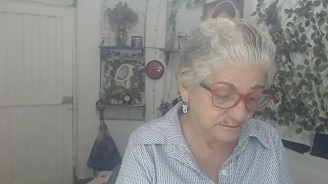 FunnyGrandma online show from 02.02.26