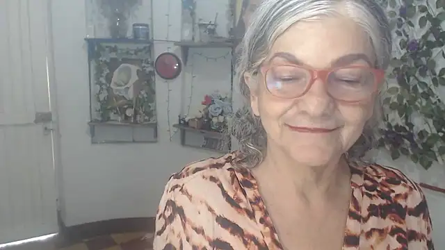 FunnyGrandma online show from 02.18.26