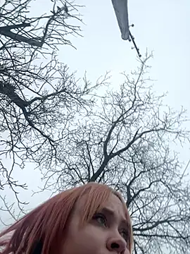 Model9798 online show from 01.24.25