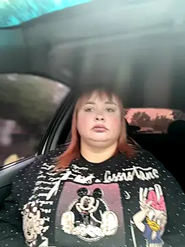 Model9798 online show from 10.05.25