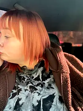 Model9798 online show from 10.29.25