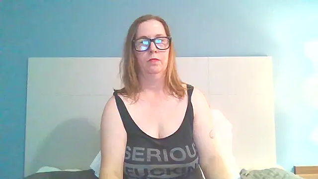 Snapshot of SweetandNaughty1 chatting on 02.06.25 SweetandNaughty1 online show from 02.06.25