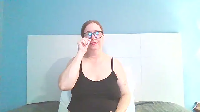 Snapshot of SweetandNaughty1 chatting on 02.24.25 SweetandNaughty1 online show from 02.24.25