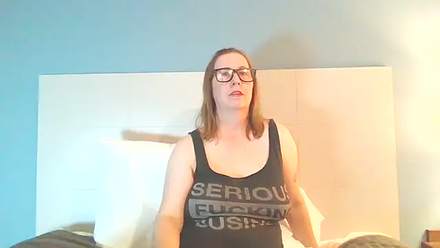 Snapshot of SweetandNaughty1 chatting on 03.14.25 SweetandNaughty1 online show from 03.14.25