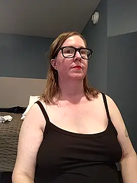 Snapshot of SweetandNaughty1 chatting on 09.29.25 SweetandNaughty1 online show from 09.29.25