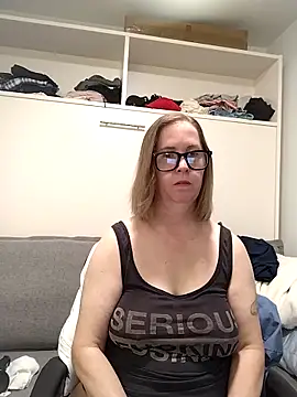 Snapshot of SweetandNaughty1 chatting on 06.16.26 SweetandNaughty1 online show from 06.16.26