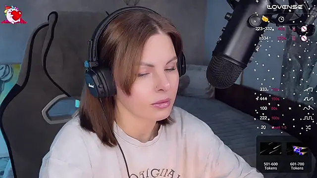 Your Sweet Lilu online show from 10.04.25