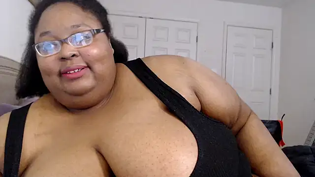 Loves Aura online show from 02.14.26