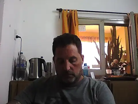 Snapshot of Reload_033 chatting on 04.15.26 Reload 033 online show from 04.15.26