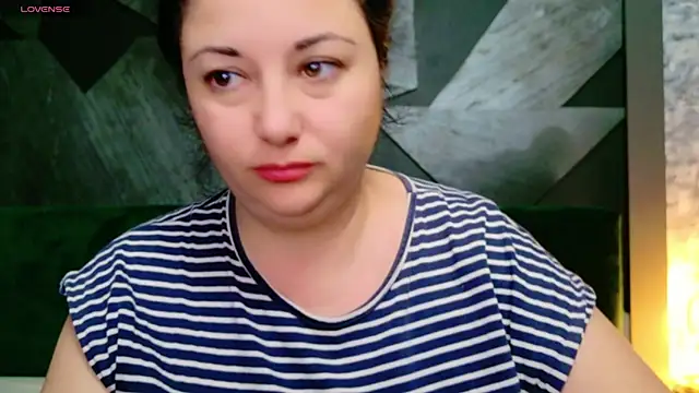 AleshaArabian online show from 01.04.25