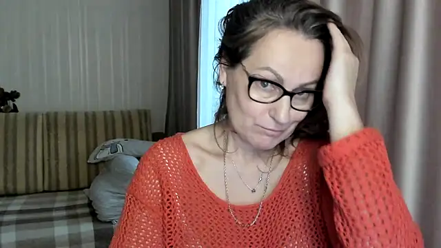 lauraoven online show from 02.10.25