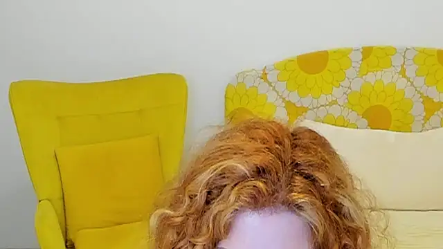 Snapshot of milf_penelope chatting on 06.08.26 milf penelope online show from 06.08.26