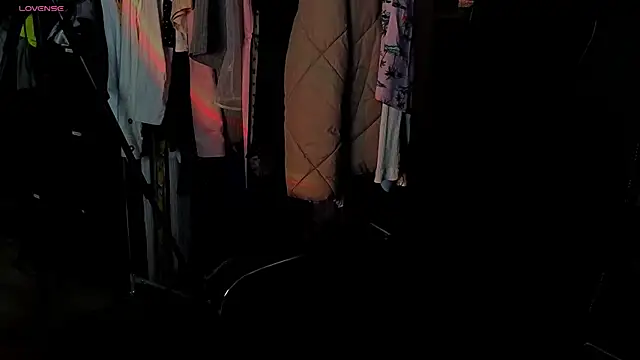 Snapshot of EMMA__CONNOR chatting on 10.12.25 EMMA  CONNOR online show from 10.12.25