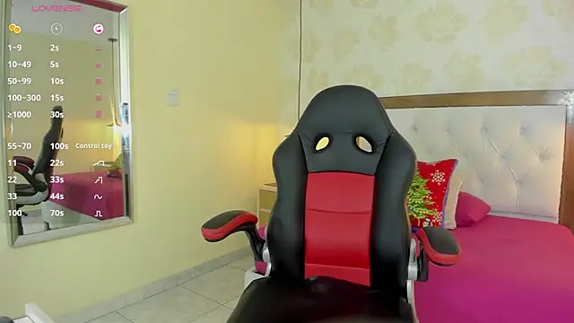 clarisKlein online show from 12.20.25