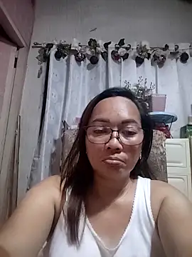 Snapshot of asianwet4u chatting on 04.27.26 asianwet4u online show from 04.27.26