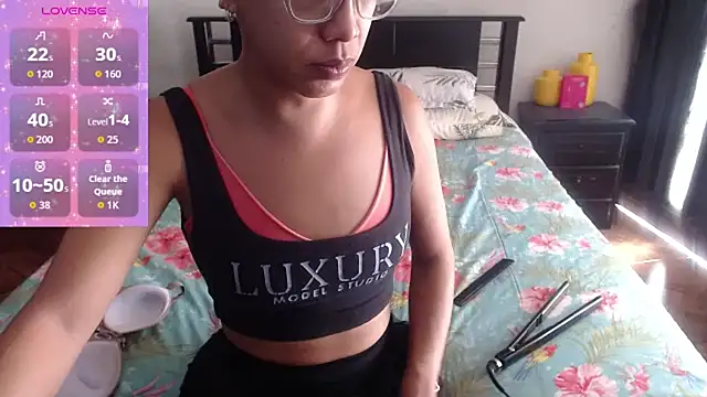 Snapshot of sensual_nataliee chatting on 02.26.26 sensual nataliee online show from 02.26.26