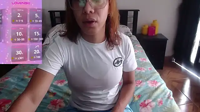 Snapshot of sensual_nataliee chatting on 02.27.26 sensual nataliee online show from 02.27.26