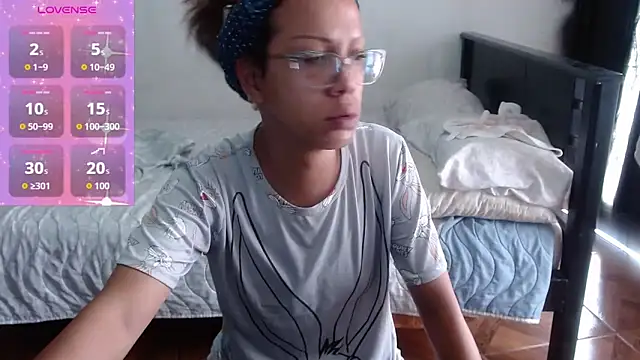 Snapshot of sensual_nataliee chatting on 03.18.26 sensual nataliee online show from 03.18.26