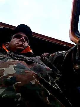 Codymc89 online show from 10.27.25