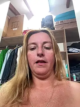 Snapshot of moniquerainx chatting on 06.26.26 moniquerainx online show from 06.26.26