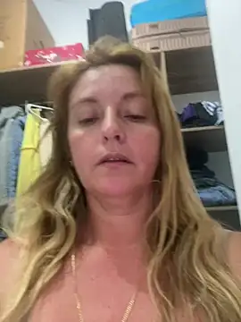 Snapshot of moniquerainx chatting on 07.12.26 moniquerainx online show from 07.12.26