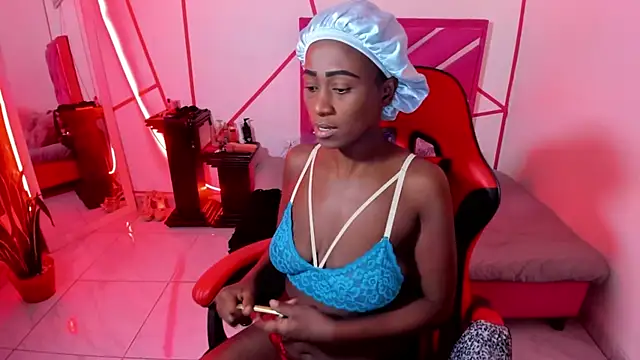 Snapshot of stNatashaBrunette chatting on 11.15.25 stNatashaBrunette online show from 11.15.25