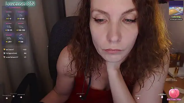 Snapshot of JohansonKatie chatting on 03.09.25 JohansonKatie online show from 03.09.25