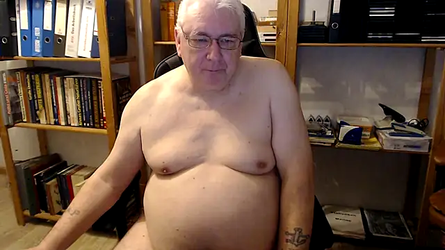 SchwanzhureXXL online show from 10.27.25