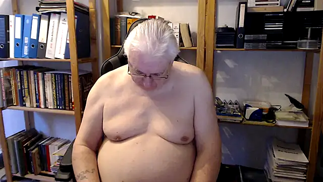 SchwanzhureXXL online show from 02.28.26