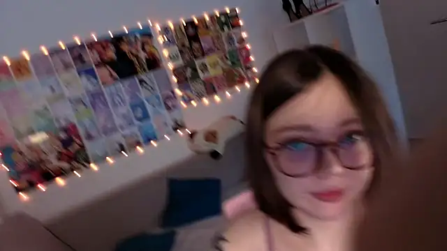 Snapshot of MilenaSaint chatting on 02.12.25 MilenaSaint online show from 02.12.25