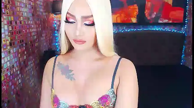 KylieMaxwellCaulfield TS online show from 02.12.25