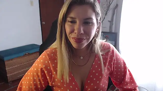 ms sofia x online show from 03.20.25