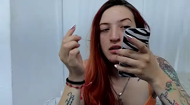 Snapshot of ninaa_fox chatting on 01.30.25 ninaa fox online show from 01.30.25