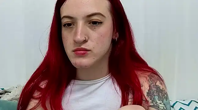 Snapshot of ninaa_fox chatting on 03.05.25 ninaa fox online show from 03.05.25
