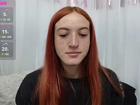 Snapshot of ninaa_fox chatting on 10.16.25 ninaa fox online show from 10.16.25