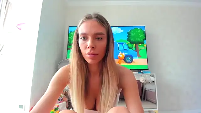 Snapshot of Iris_cherry chatting on 03.15.25 Iris cherry online show from 03.15.25