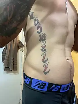 Snapshot of Prettyboiflaco chatting on 12.25.24 Prettyboiflaco online show from 12.25.24