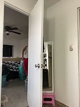 Snapshot of Prettyboiflaco chatting on 03.19.25 Prettyboiflaco online show from 03.19.25