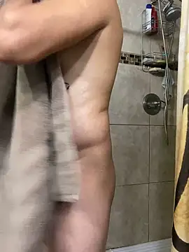 Snapshot of Prettyboiflaco chatting on 10.31.25 Prettyboiflaco online show from 10.31.25