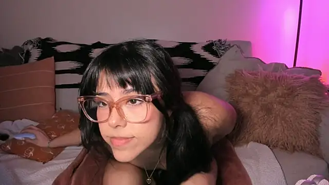 Evie-Luna online show from 02.20.26