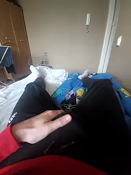 MlodyDres online show from 11.02.25