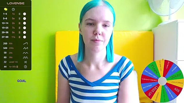 Ultra Meow online show from 10.11.25