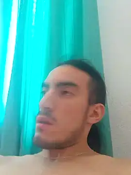 Snapshot of TommyMomentum chatting on 01.22.25 TommyMomentum online show from 01.22.25