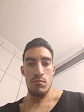 Snapshot of TommyMomentum chatting on 11.23.25 TommyMomentum online show from 11.23.25